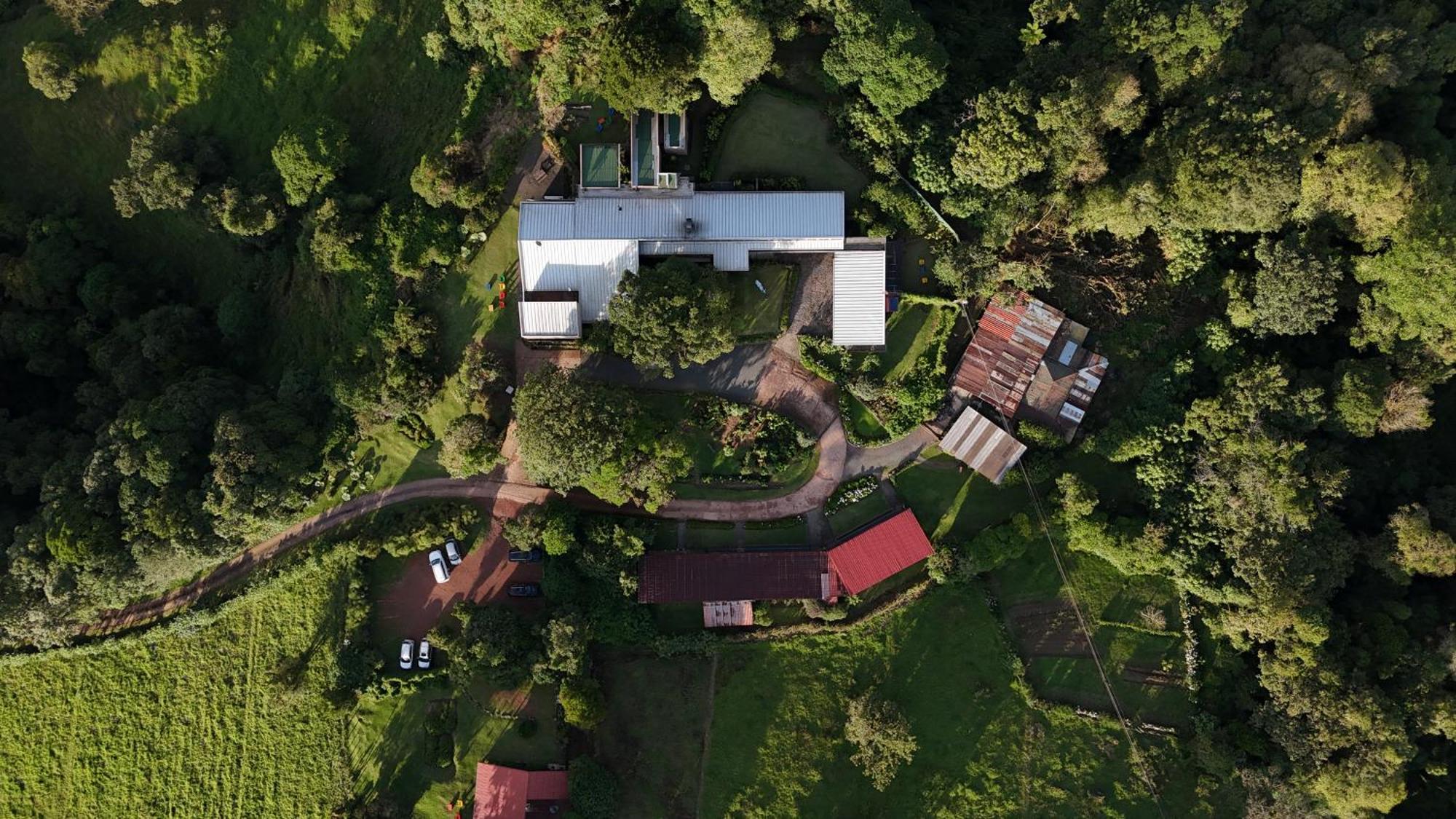 Poas Volcano Lodge Vara Blanca  Екстер'єр фото