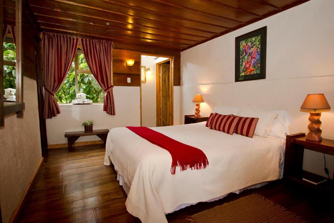 Poas Volcano Lodge Vara Blanca  Екстер'єр фото