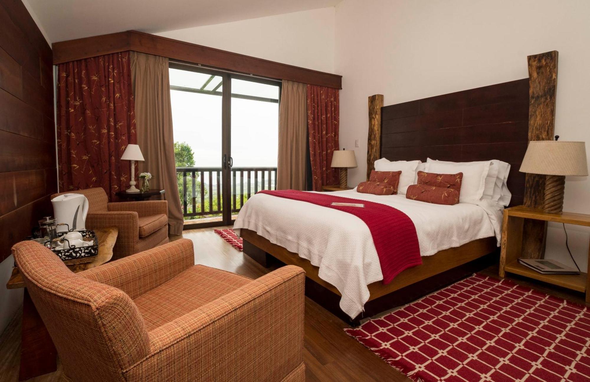 Poas Volcano Lodge Vara Blanca  Екстер'єр фото